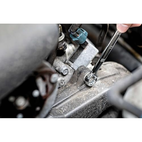 DEWALT 247-Piece Mechanic Tool Set, 1/4, 3/8 & 1/2 in. Drive, SAE Sockets, Ratchets, Wrenches & Hex Keys, Polished Chrome (DWMT81535)