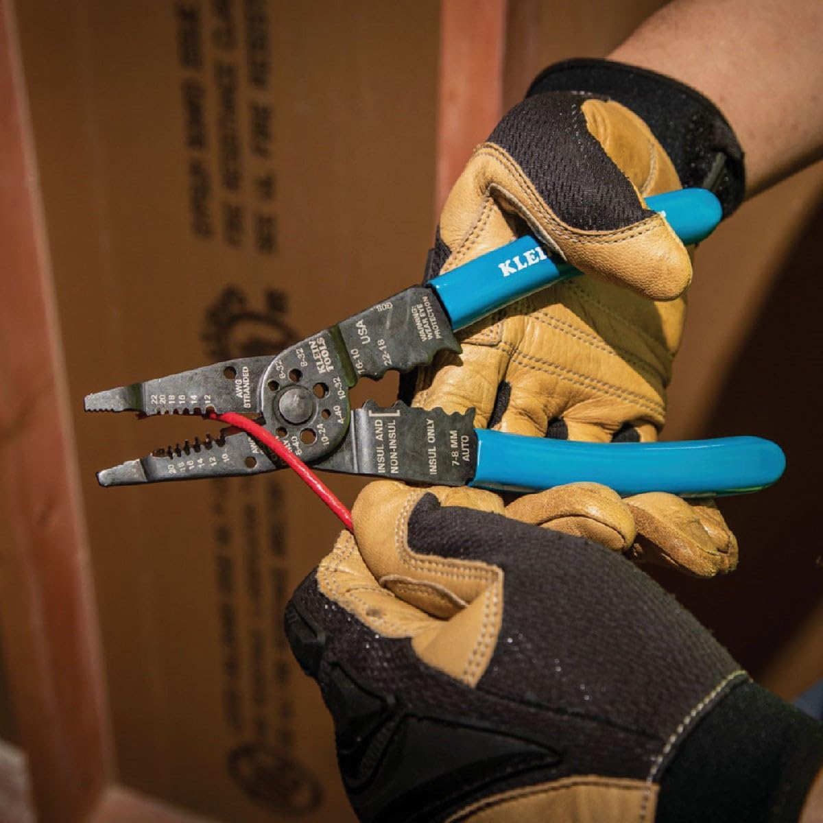 Klein Tools 1010 Multi Tool Long Nose Wire Cutter, Wire Crimper, Stripper and Bolt Cutter Multi-Purpose Electrician Tool, 8-Inch Long