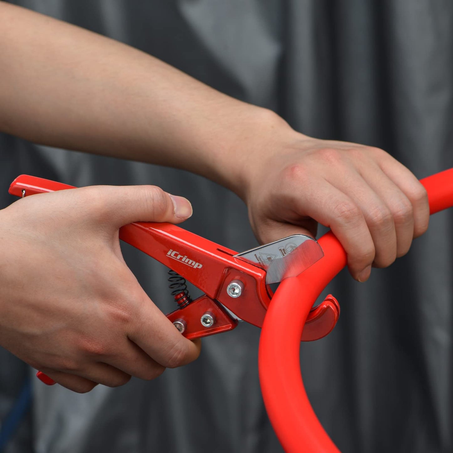 Pex Tubing Cutter for 1/8,1/4, 3/8, 1/2, 3/4-inch up to 1-inch Pex Pipe Cutter