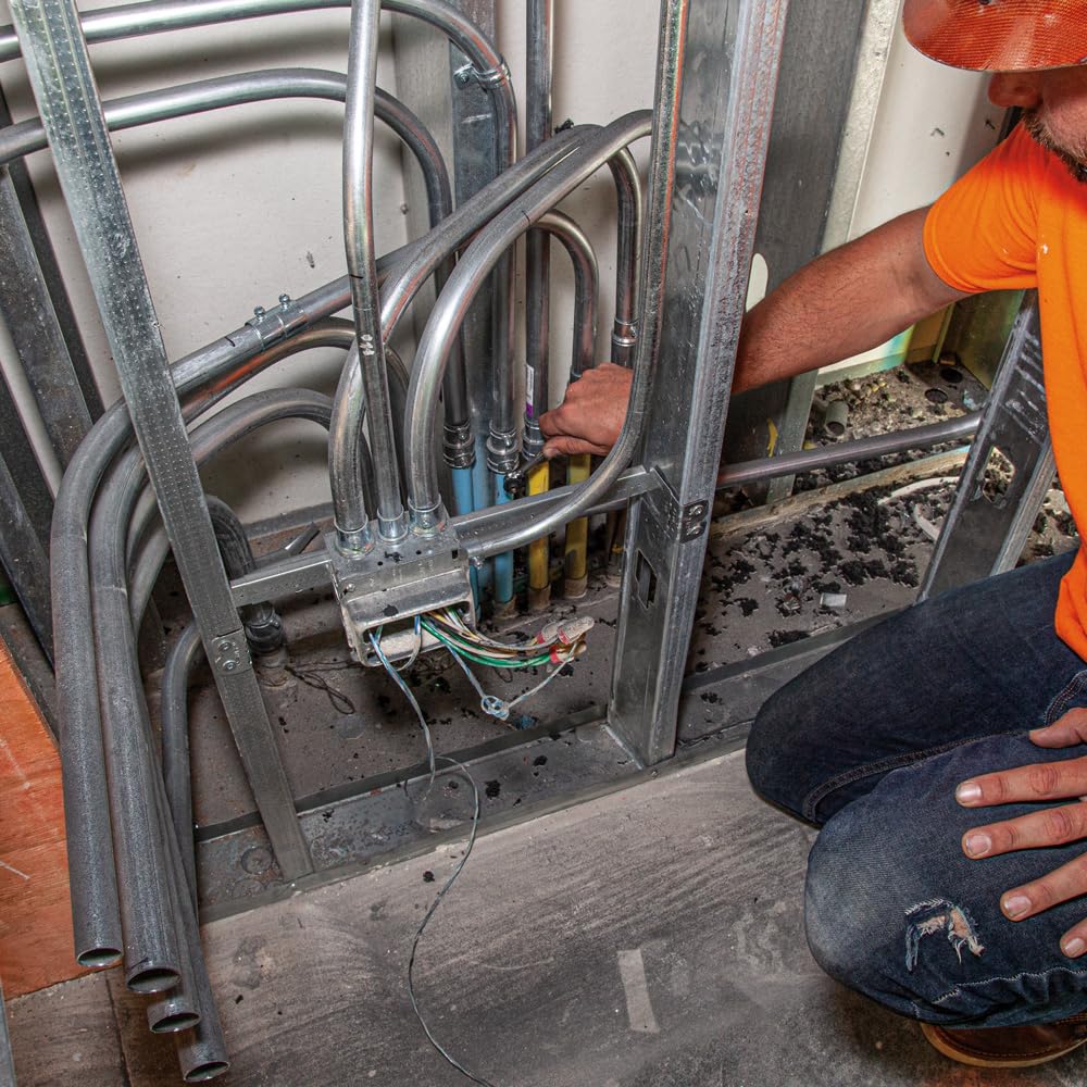 KLEIN TOOLS 65200 Ratchet Set, 5-Piece Mini Ratchet Set with Phillips, Slotted, and Adapter for Other Socket Sizes, For Tight Spaces