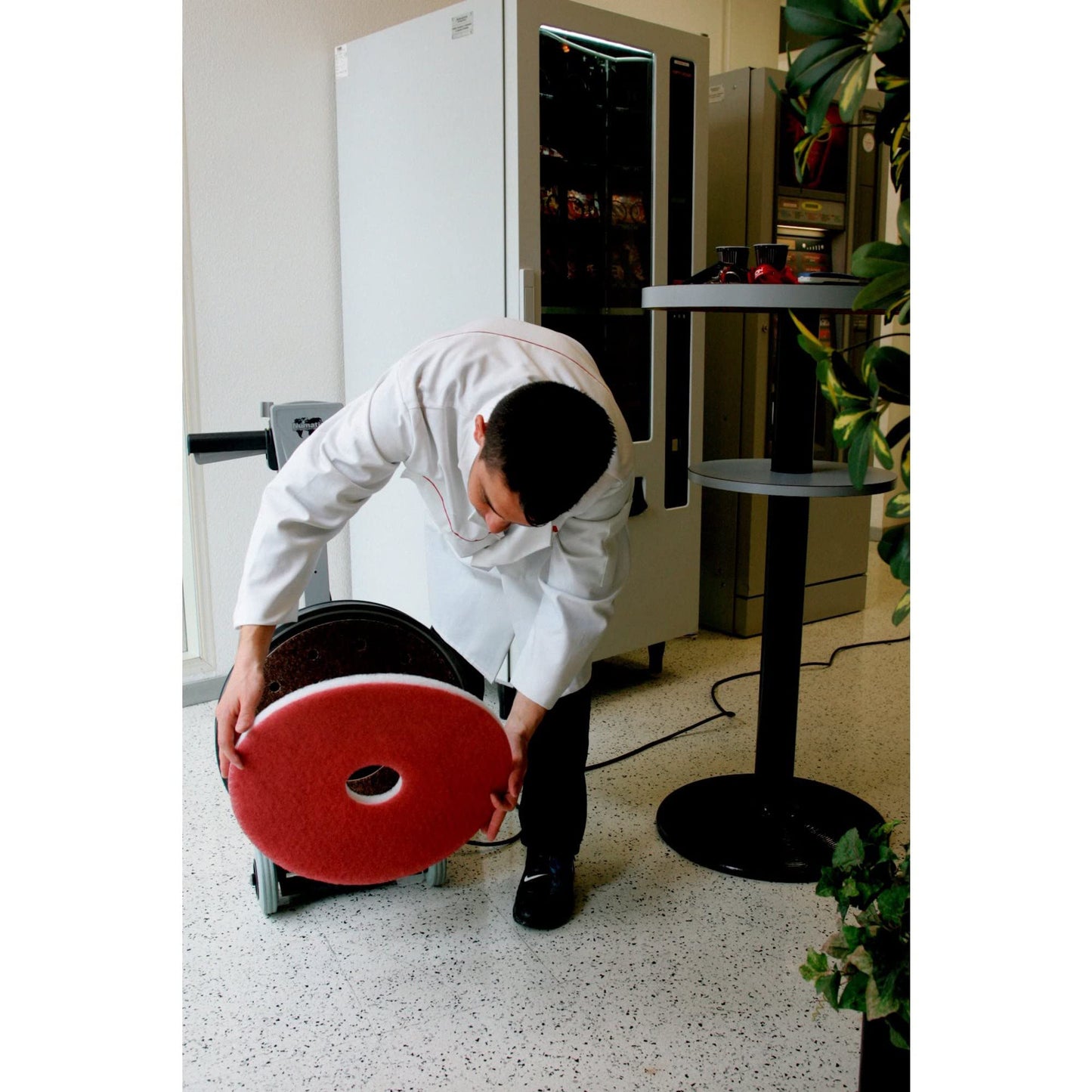 3M Buffer Floor Pad 5100, Red, 20", 5/Case, Removes Soil, Scratches, Scuff Marks, and Black Shoe Heel Marks