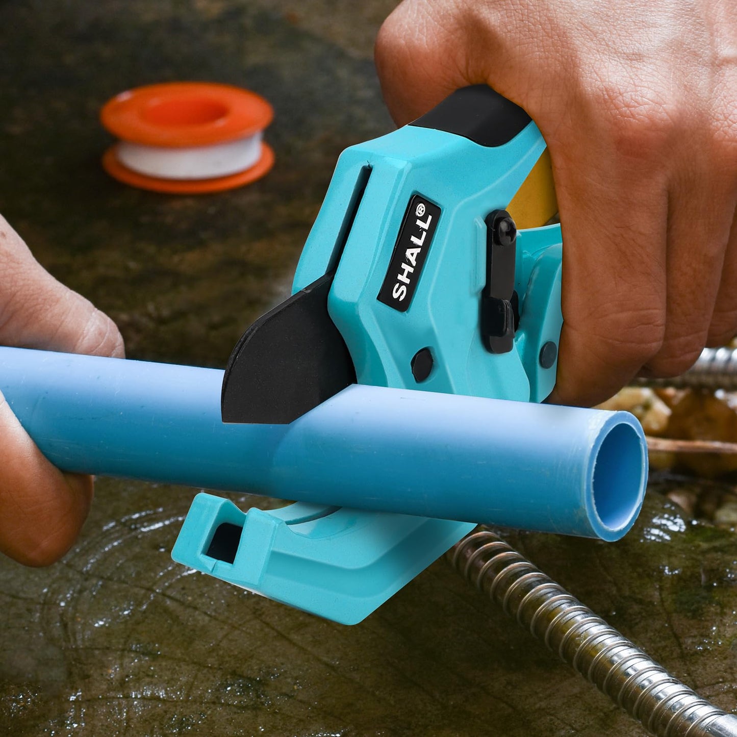 SHALL PVC Pipe Cutter up to 2-1/2”, Heavy-Duty Aluminum Ratchet Cutter for PVC, PPR, PE, PEX & Plastic Plumbing Pipes, SK5 Blade