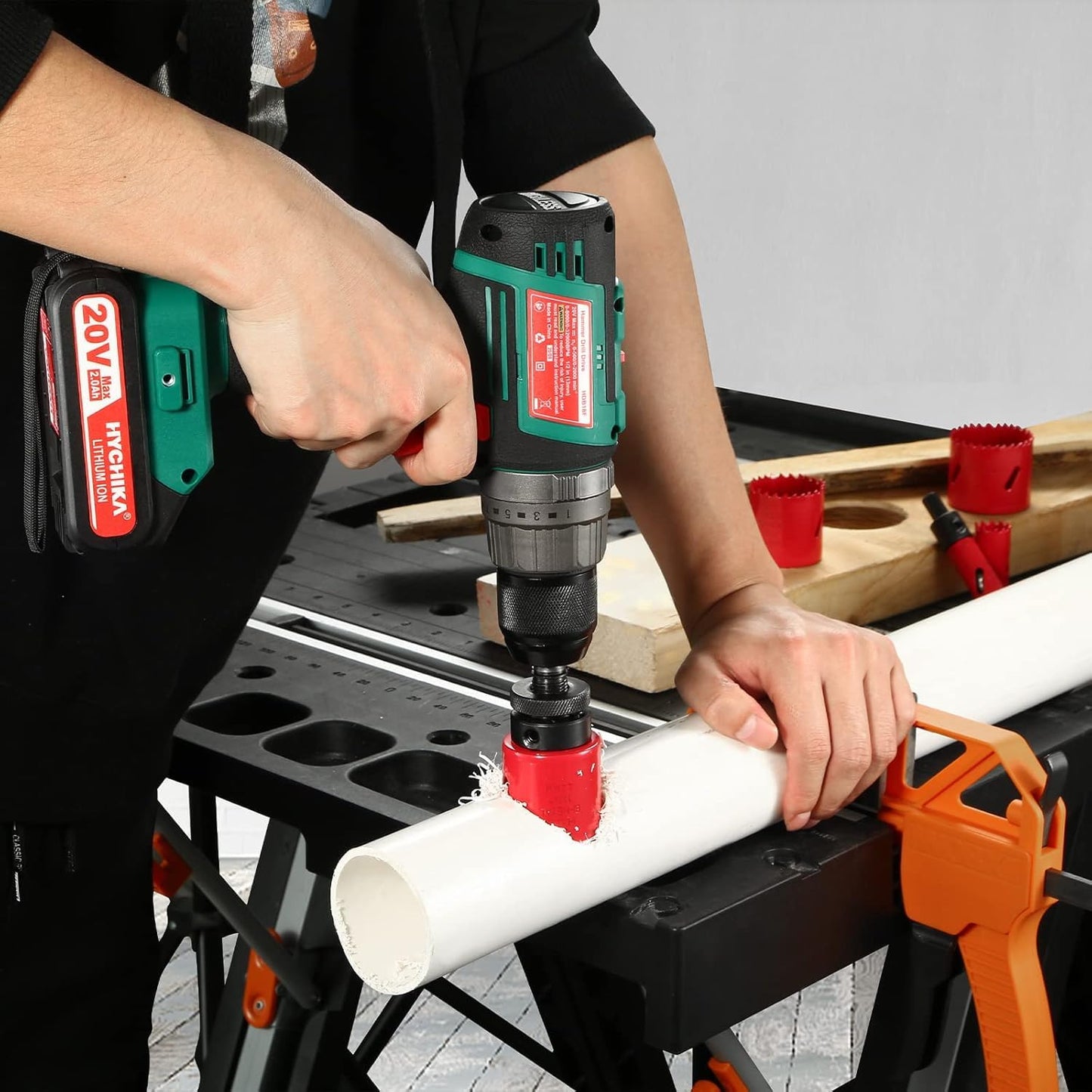 HYCHIKA 17-Pc Bi-Metal Hole Saw Kit, 3/4"–2-1/2", Includes Mandrels, Drill Bits for Metal, PVC, Plastic, Storage Case