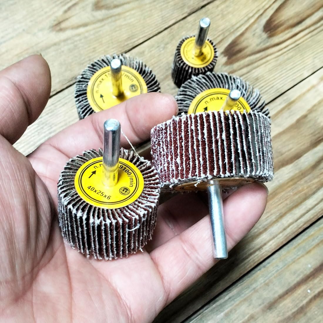 JUNLIXN 10 Pcs Abrasive Flap Wheels Sander, 1/4'' Shank Flap Wheel for Drill, Grinder, Rotary Tools (25/30/40/50/60mm)