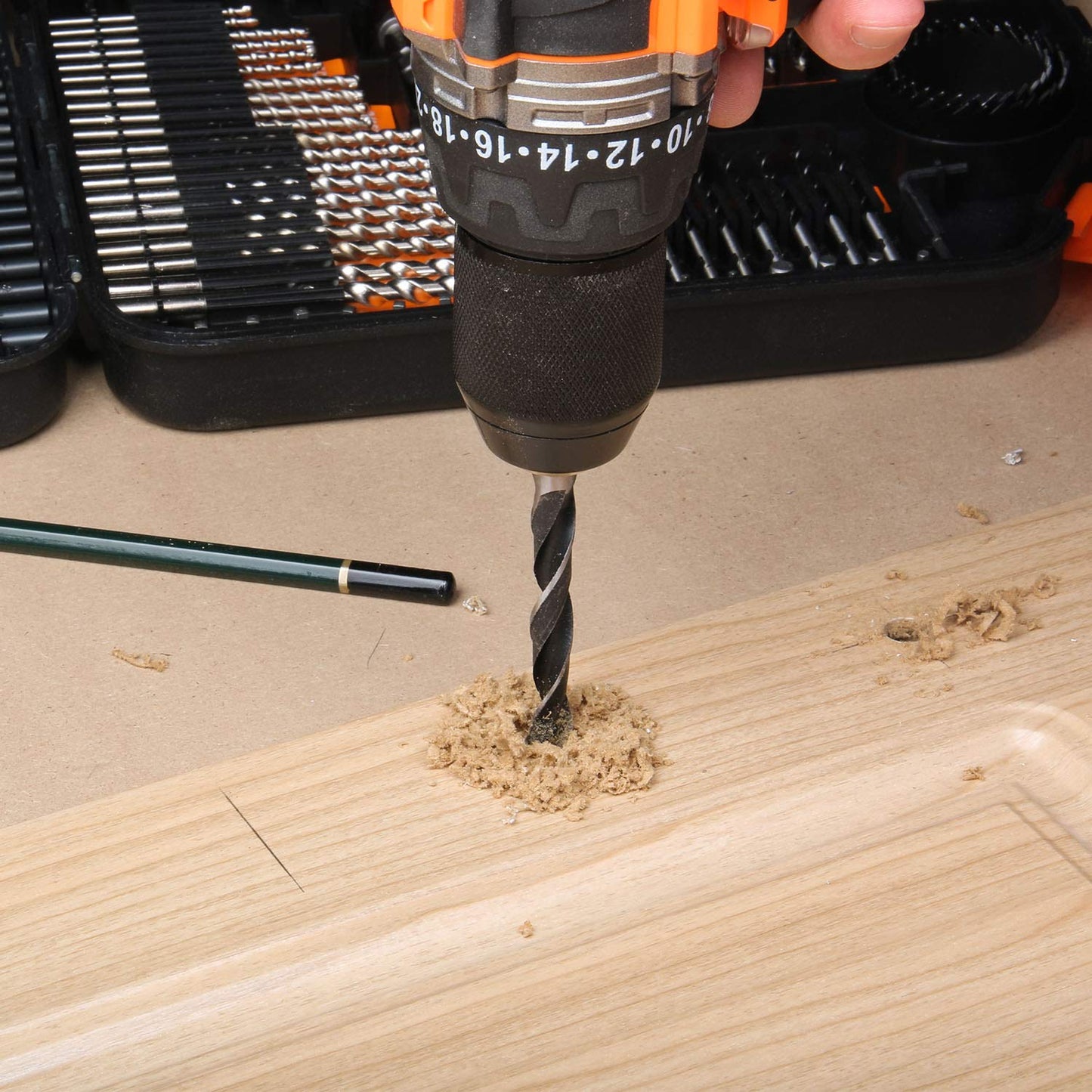 EnerTwist 246-Piece Drill Bit & Driver Set for Wood, Metal & Cement with Assorted Bits in Carrying Case – ET-DBA-246