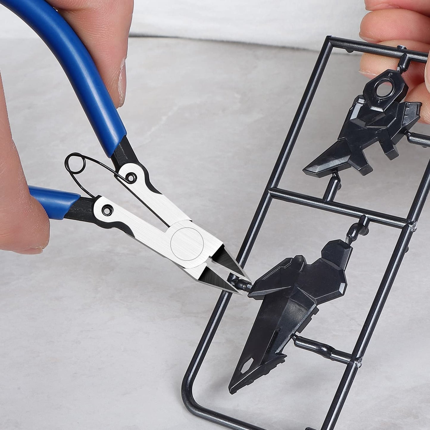 IGAN-330 Flush Cutters, Precision Wire Cutter Pliers, Diagonal Side Snips & Small Wire Nippers for Electronics, Sprue & Fine Cutting