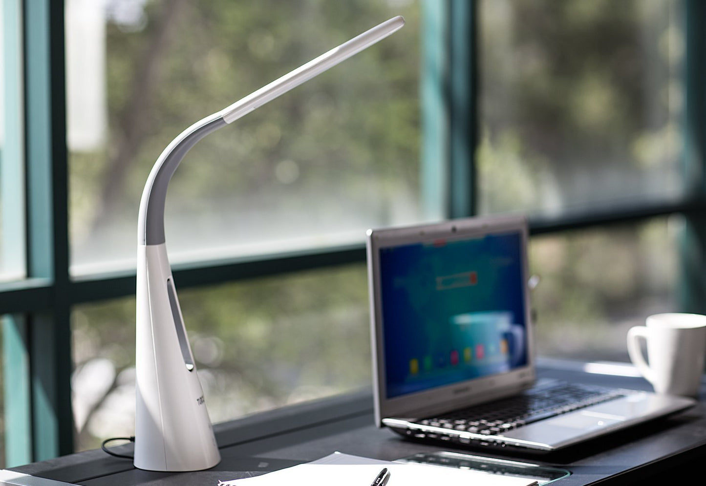 Turcom LED Desk Lamp with Fan, Cool Breeze Lamp with Bladeless Fan with Adjustable Neck, 3 Speeds and 5 Brightness Levels, White
