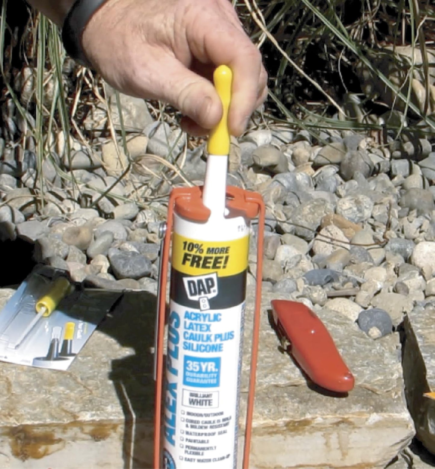 Caulk Cap CCY Caulk Saver Series, Reusable Caulk Tube Sealers with Built-in Puncture Pin, 4 Pack