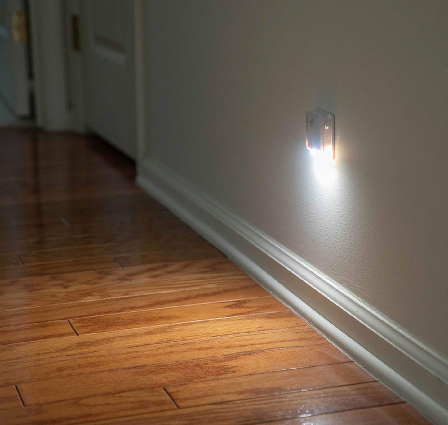 Sensor Brite Wireless Motion-Sensing Path/Step LED Light, Stick Anywhere, Battery-Operated Night Light (2 Pack)