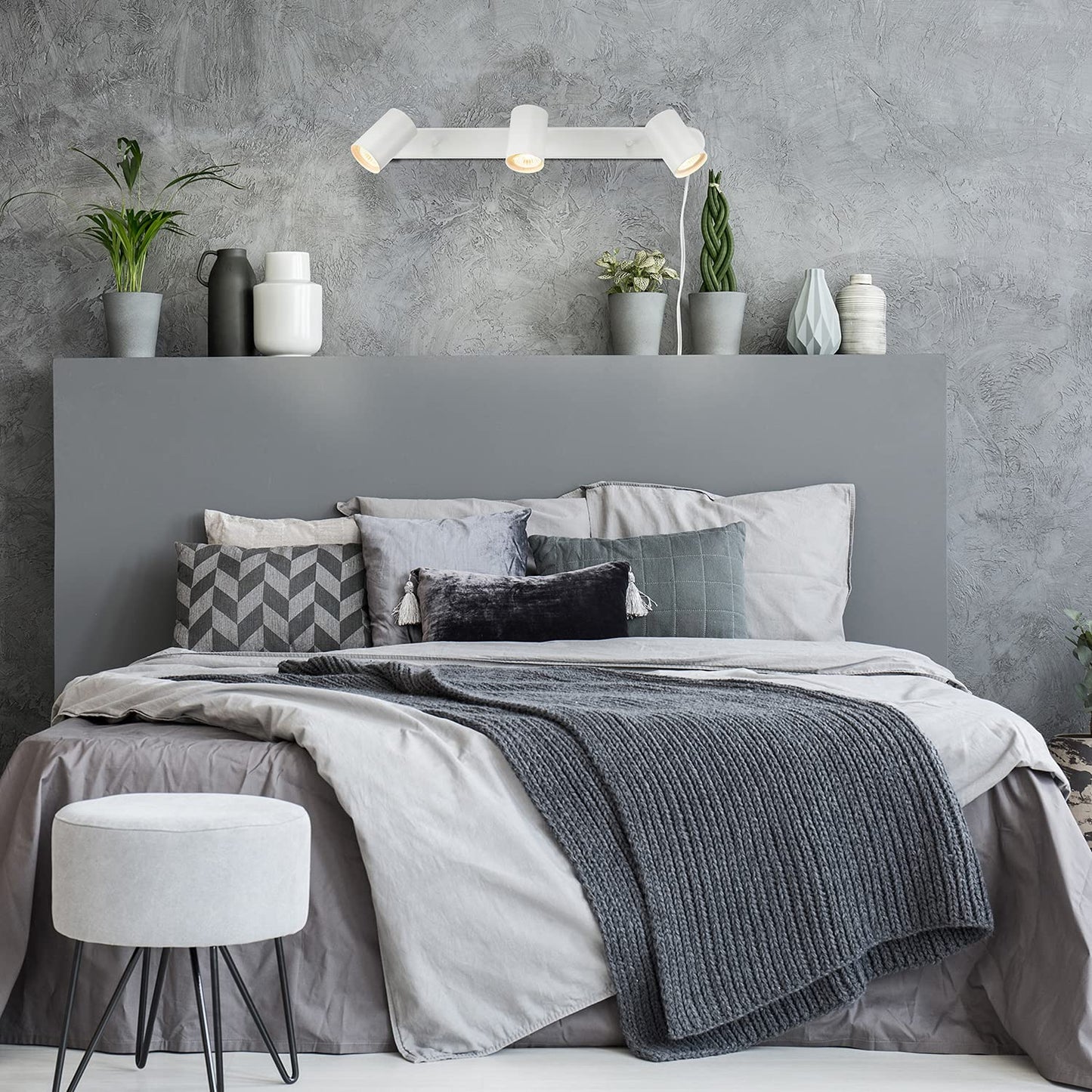 GLOBE Electric 3-Light Plug-In Track Lighting, Adjustable Heads, Matte White, 22-inch, GU10, 15ft Cord with In-Line Switch, Modern Ceiling Light