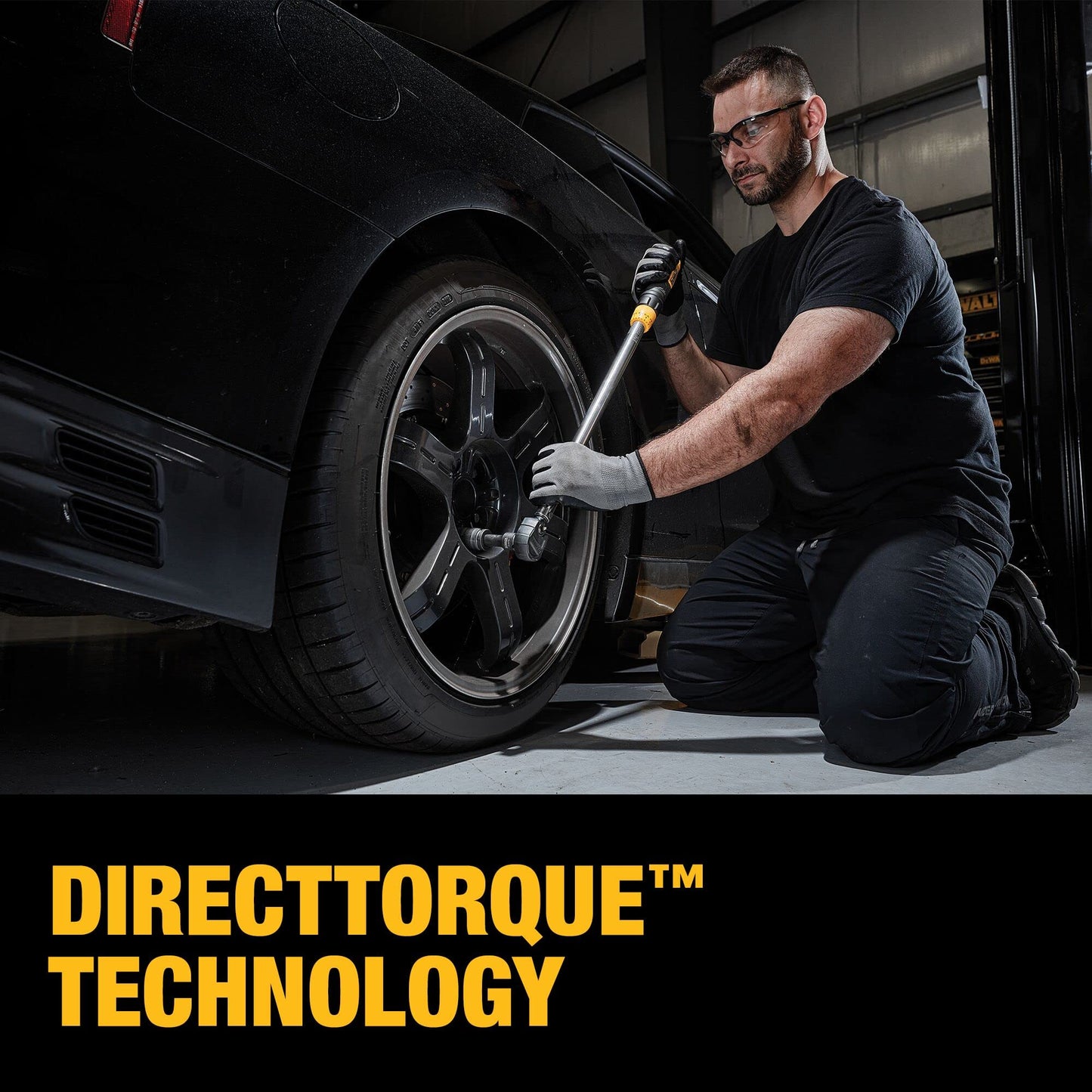 DEWALT Torque Wrench Tool Set, Tire Change Kit, 50-250 FT-LB, 12 Piece with Storage Case (DWMT45012)