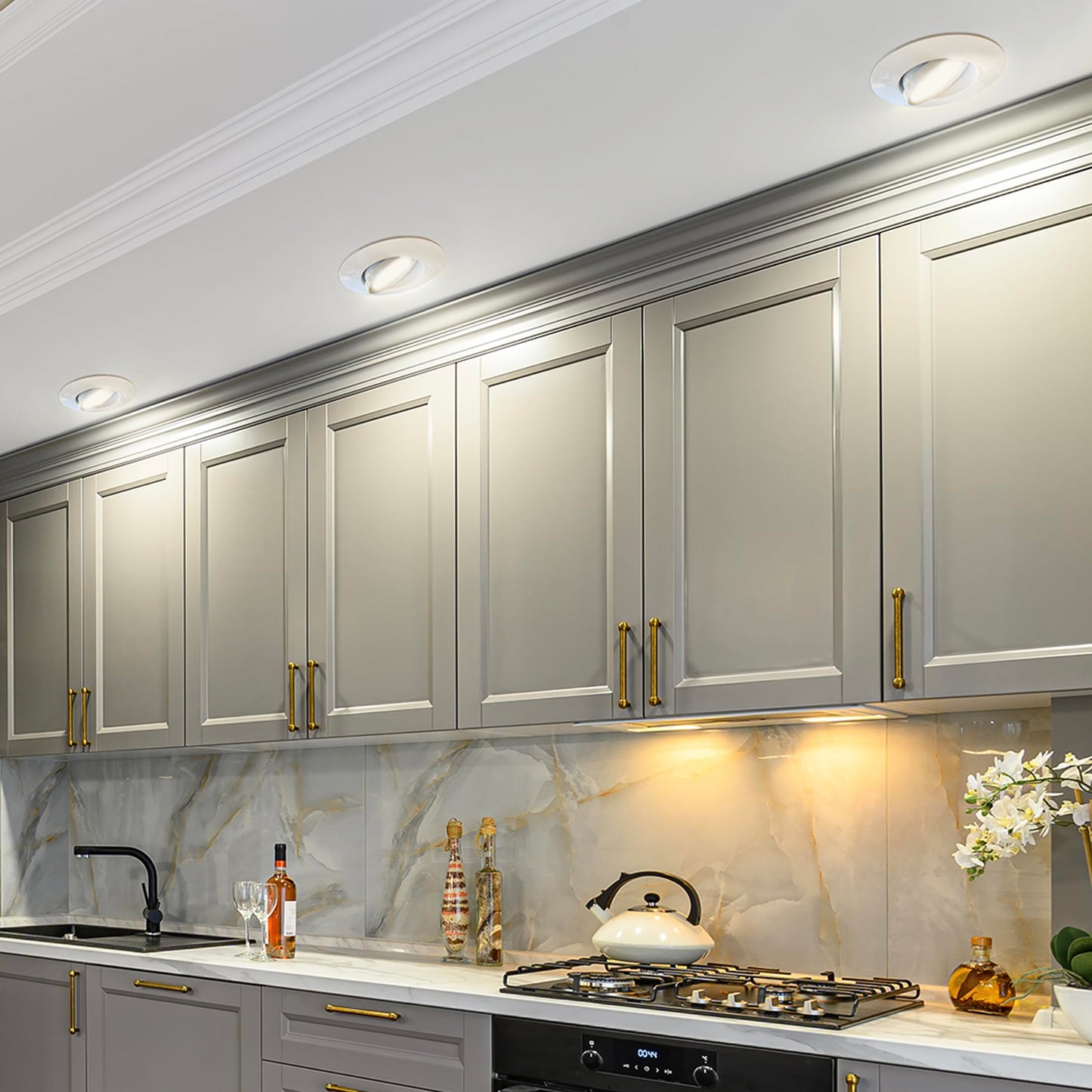 **Maxxima 5” & 6” Rotatable LED Gimbal Retrofit Downlight, 1100 Lumens, 11W, 5 CCT Selectable, Dimmable, White Trim**