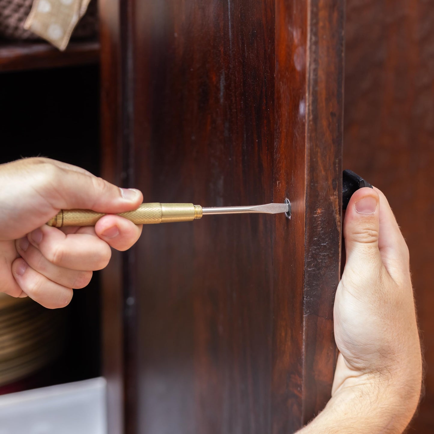 GreatNeck 19006 5-in-1 Hammer Multitool, Built-In Screwdriver, Chrome Plated Rust-Resistant, Compact Household Tool, Gift for Men & Women