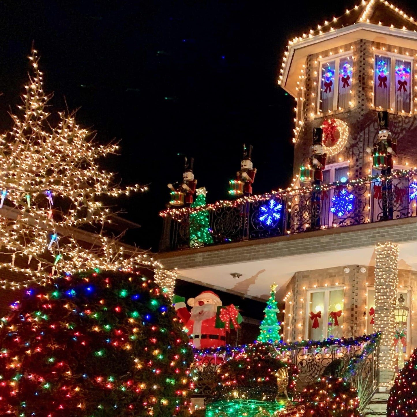 TW SHINE 20FT 100 Incandescent Warm White Christmas Lights, Waterproof String Lights for Indoor & Outdoor Xmas Tree Decorations