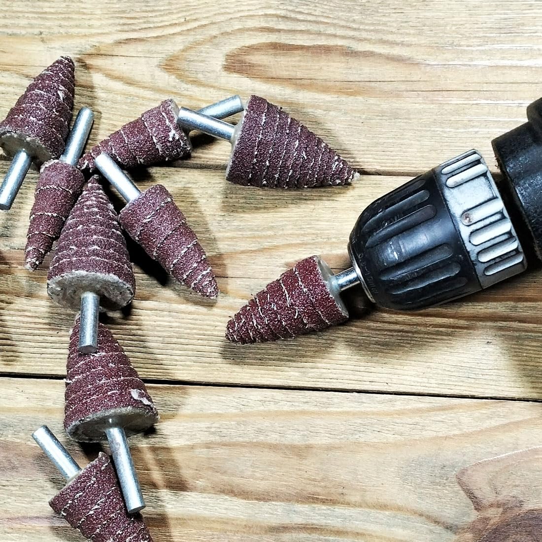 JUNLIXN 20 Pcs 1/4" Shank 80 Grit Cone Shape Abrasive Sandpaper Bits Flap Wheels Sander Grinding Head for Rotary Tool for Grinding and Polishing