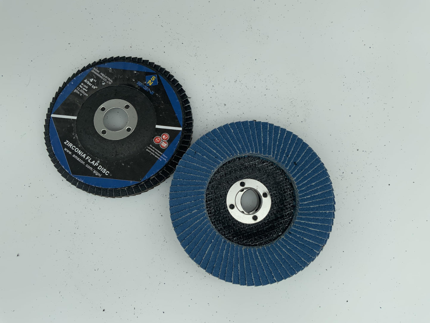 SIGNI 4" x 5/8" Premium Zirconia Flap Discs T27 10-Pack (Grit 120#)