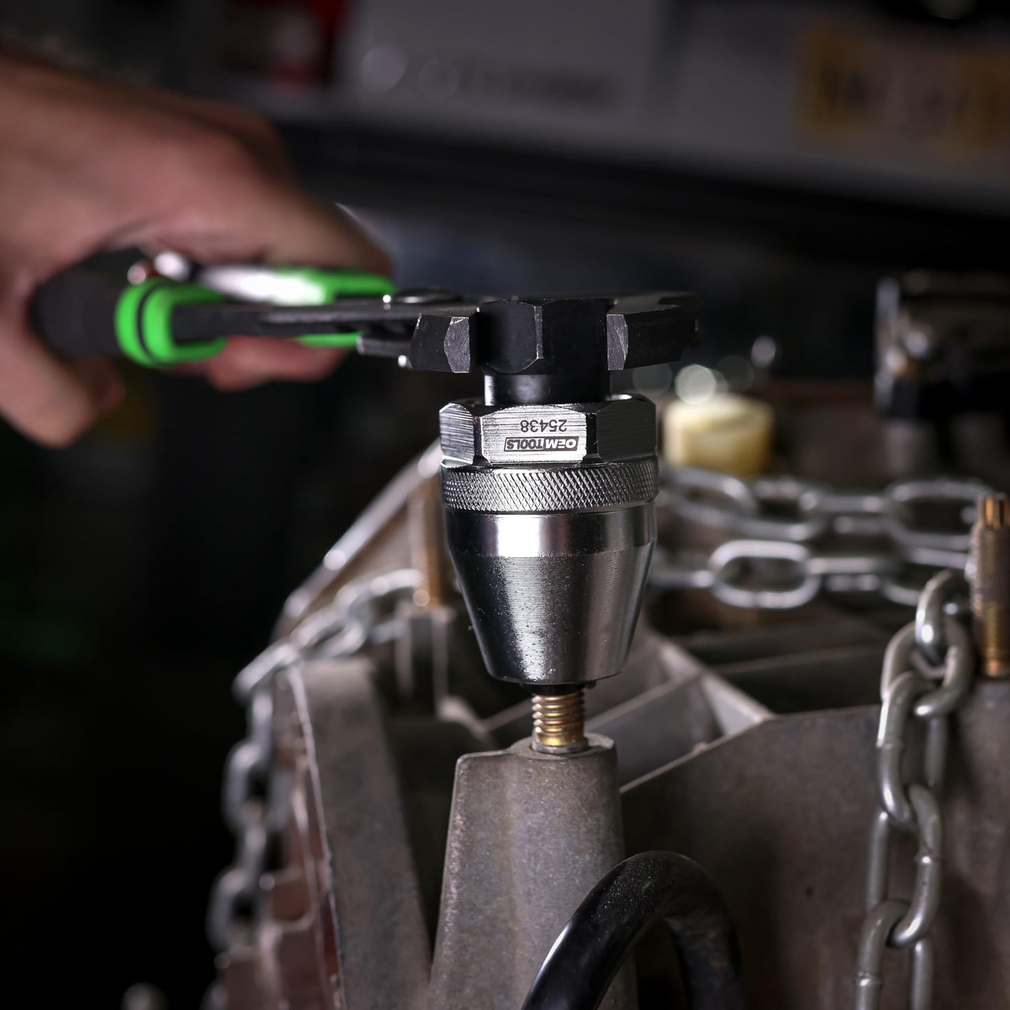 OEMTOOLS 25438 Universal Stud Extractor, Damaged Bolt and Stud Extractor Tool, Manifold Stud Remover, Worn Screw Remover, Broken Stud Extractor