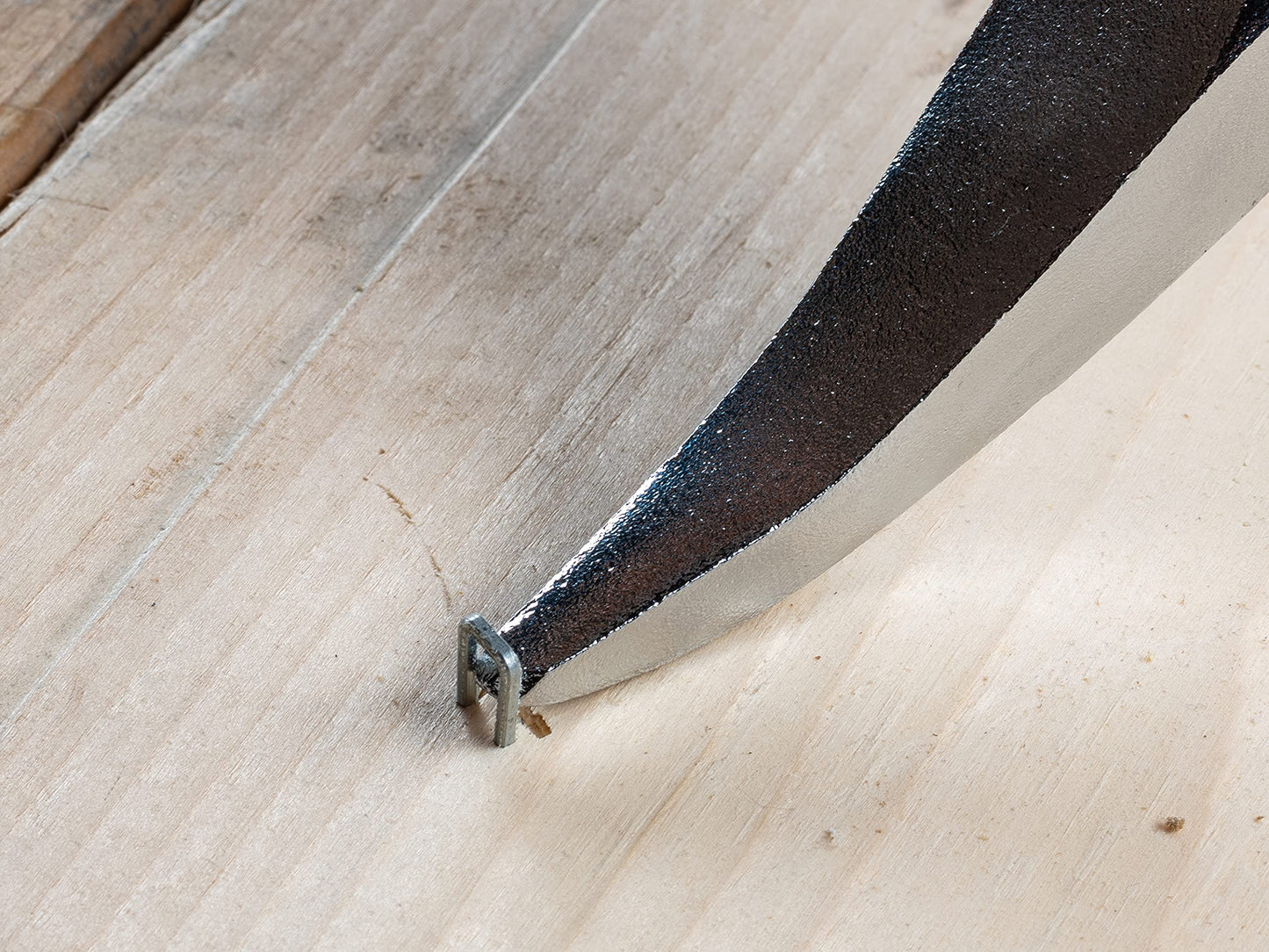 Jokari 14-Inch Heavy-Duty Staple Remover Tool, Industrial Staple Puller & Hammer Bar for Carpentry, Upholstery, Flooring, Carpet