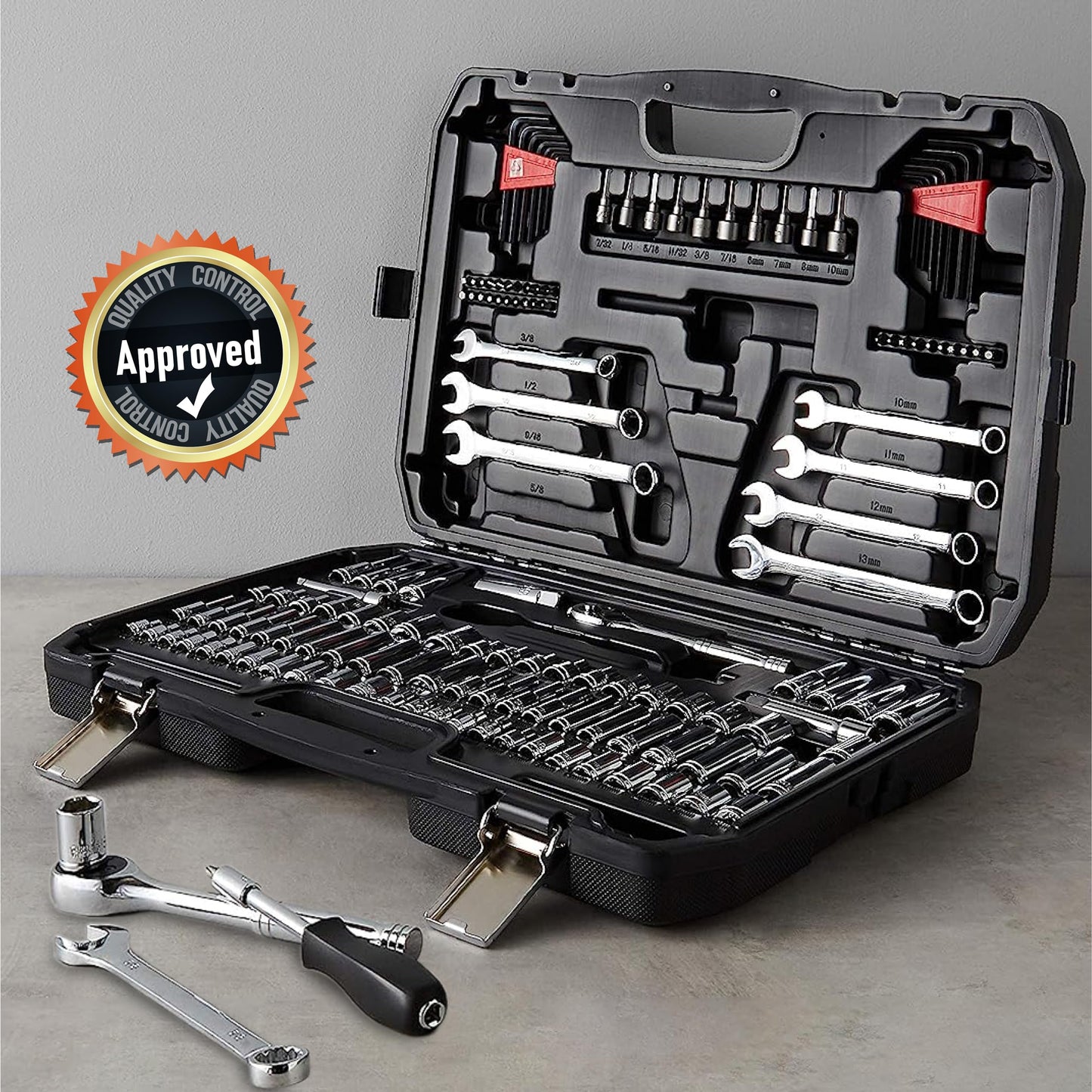 Amazon Basics Mechanic's Socket Tool Set With Case, Metric Sizes, 145-Piece