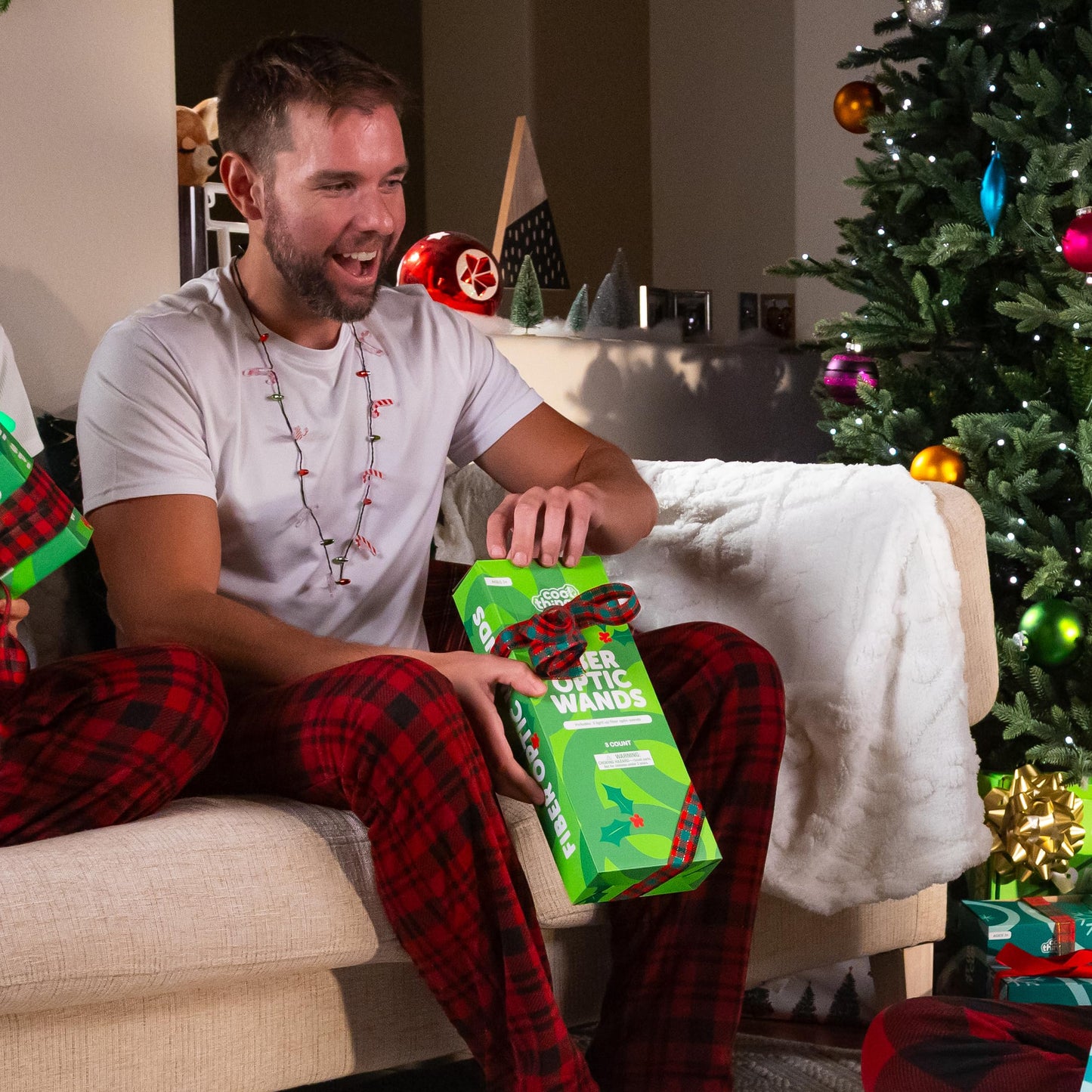 Cool Things Christmas Fiber Optic Wands, LED Light Up Holiday Toy 3 Pack (Snowman, Santa, Snowflake) Party Favor & Stocking Stuffer